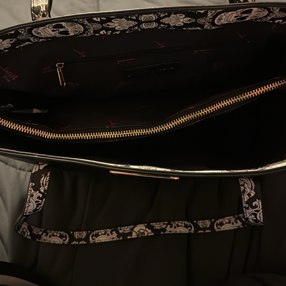 Betsy Johnson Tote - Picture 4 of 10